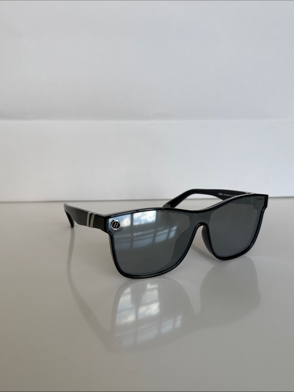 Black Unisex Polarized Sunglasses